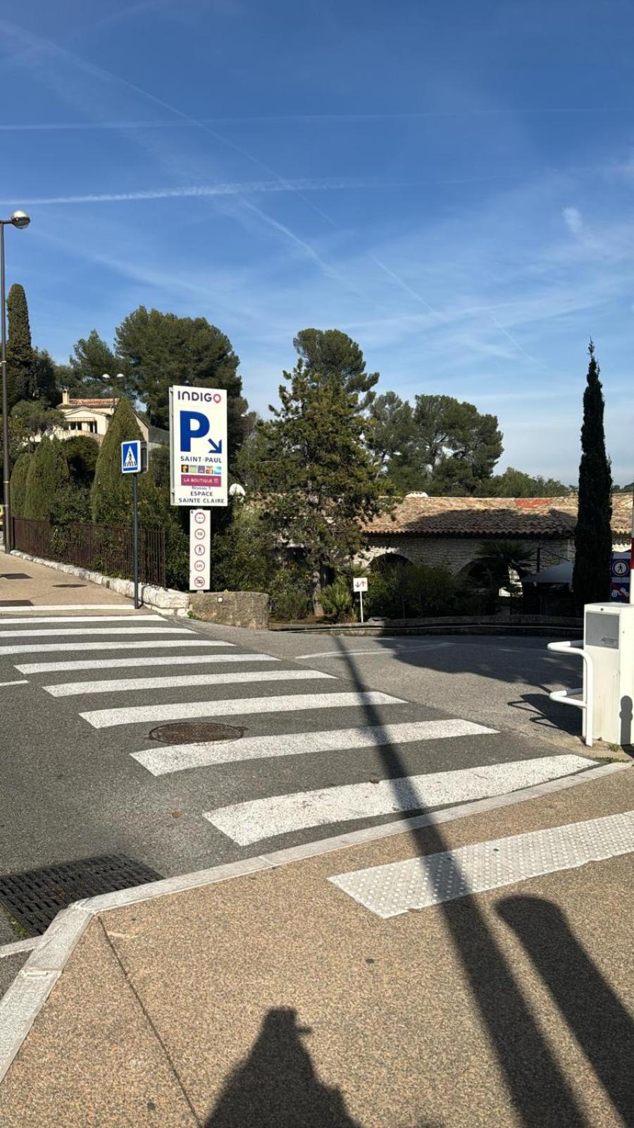 L'Elegante - Maison De Ville Avec Bains A Remous - Parking Inclus Saint-Paul-de-Vence Buitenkant foto