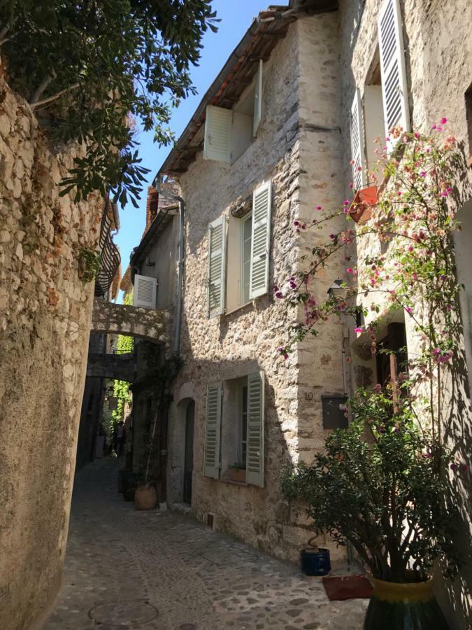 L'Elegante - Maison De Ville Avec Bains A Remous - Parking Inclus Saint-Paul-de-Vence Buitenkant foto